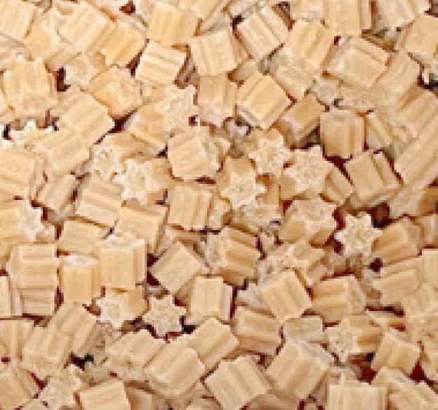 Medio Biorgmax: piezas porosas de olefina con forma de estrella donde residen los microorganismos